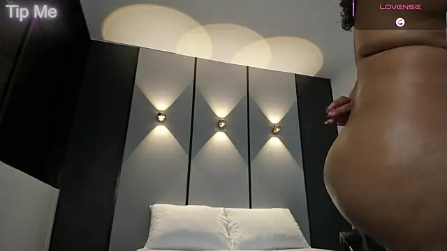 Snapshot of lilly_ass_ chatting on 14, 9, 2025 lilly ass online show from 14, 9, 2025