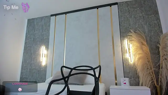 Snapshot of lilly_ass_ chatting on 15, 11, 2025 lilly ass online show from 15, 11, 2025