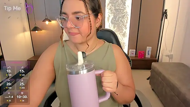 Snapshot of lilly_ass_ chatting on 20, 2, 2026 lilly ass online show from 20, 2, 2026