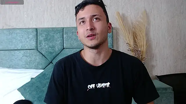 BrandonColee online show from 28, 2, 2025