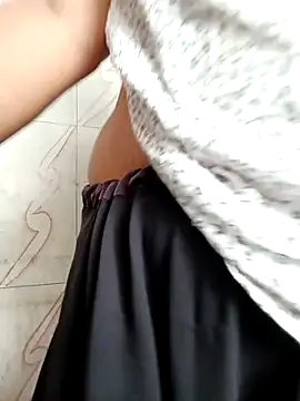 Snapshot of Haseena_Baby chatting on 9, 11, 2025 Haseena Baby online show from 9, 11, 2025