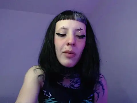 bad doll bb online show from 24, 10, 2025