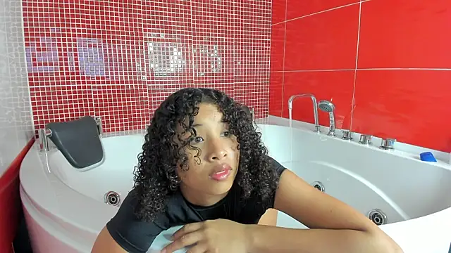 Snapshot of BrigitteRoy_ chatting on 22, 2, 2025 BrigitteRoy online show from 22, 2, 2025