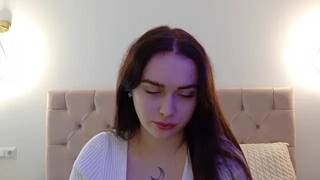 Snapshot of Lilliana_Moon chatting on 19, 1, 2025 Lilliana Moon online show from 19, 1, 2025