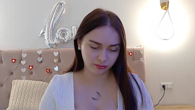 Snapshot of Lilliana_Moon chatting on 23, 2, 2025 Lilliana Moon online show from 23, 2, 2025