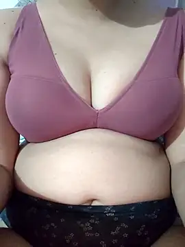 nikkibenza online show from 9, 4, 2026