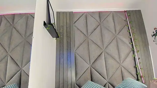 SabrinaSpell  online show from 14, 12, 2025