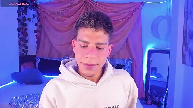 Ethan Boyy online show from 25, 10, 2025