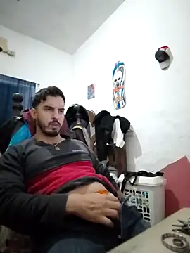 Snapshot of alejo5288 chatting on 13, 11, 2025 alejo5288 online show from 13, 11, 2025