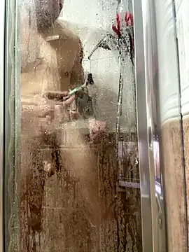 Snapshot of adictocm28 chatting on 17, 12, 2025 adictocm28 online show from 17, 12, 2025