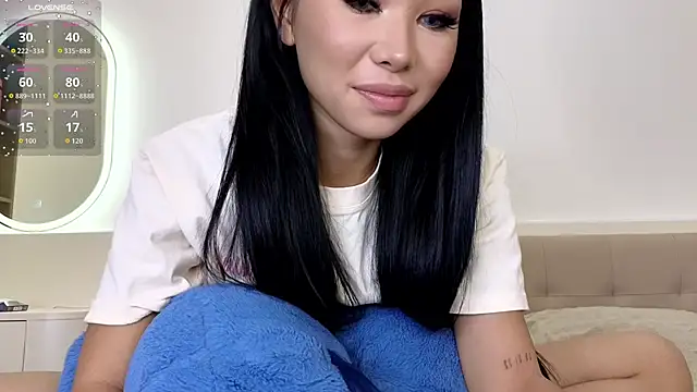 asianqueeny online show from 11, 5, 2026