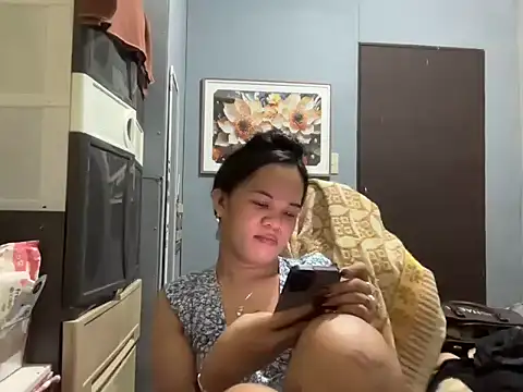 SophiaCourthaway online show from 9, 11, 2025