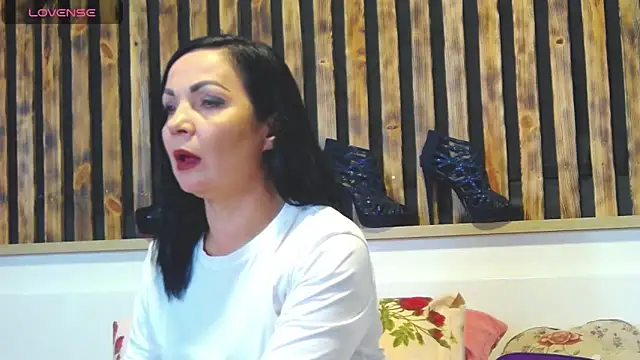 Snapshot of Tory_Lovi chatting on 26, 11, 2025 Tory Lovi online show from 26, 11, 2025