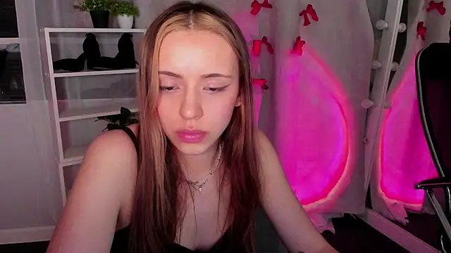 Sahara Shields online show from 25, 2, 2025