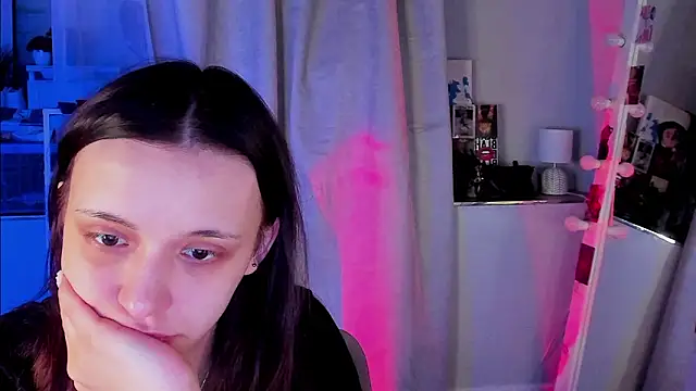 Sahara Shields online show from 25, 3, 2026