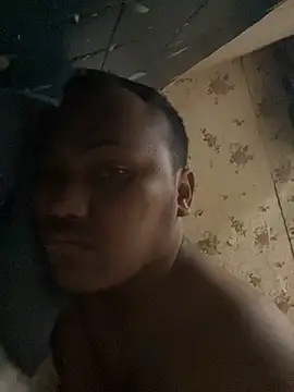 Snapshot of Adlan225 chatting on 9, 11, 2025 Adlan225 online show from 9, 11, 2025