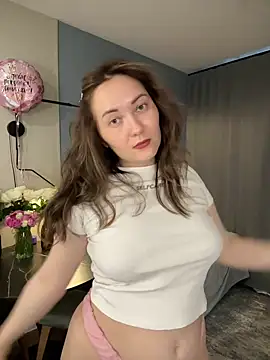 Kiss My Body online show from 31, 5, 2026