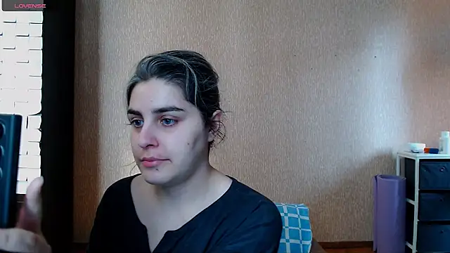  Roselina  online show from 6, 3, 2026