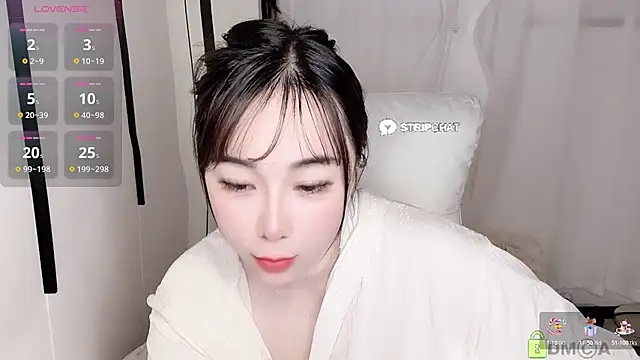 Snapshot of Alano-01 chatting on 1, 3, 2025 Alano-01 online show from 1, 3, 2025