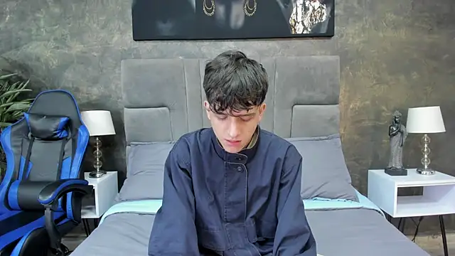 bruce hans online show from 25, 10, 2025