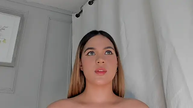 Snapshot of rutila_ford chatting on 5, 3, 2025 rutila ford online show from 5, 3, 2025