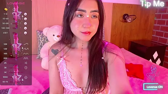 AdaaMillan online show from 8, 2, 2025