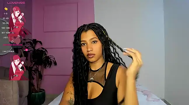 Snapshot of Missangeldust16 chatting on 13, 1, 2025 Missangeldust16 online show from 13, 1, 2025