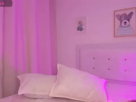 Snapshot of Missangeldust16 chatting on 5, 2, 2025 Missangeldust16 online show from 5, 2, 2025