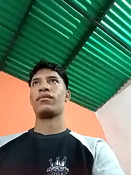 matteo rivas online show from 15, 1, 2025