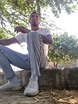 DrakeVega online show from 23, 2, 2025