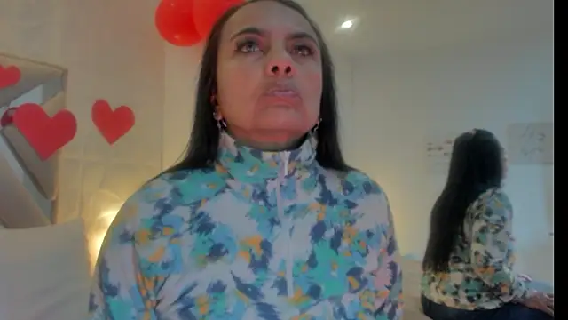Snapshot of raquell_moore chatting on 19, 2, 2025 raquell moore online show from 19, 2, 2025
