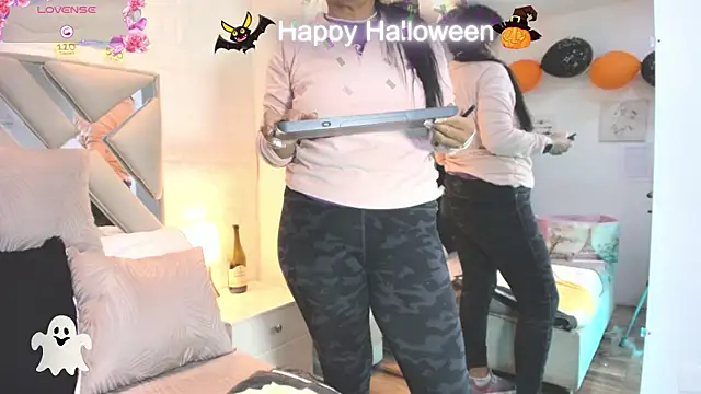 Snapshot of raquell_moore chatting on 1, 11, 2025 raquell moore online show from 1, 11, 2025