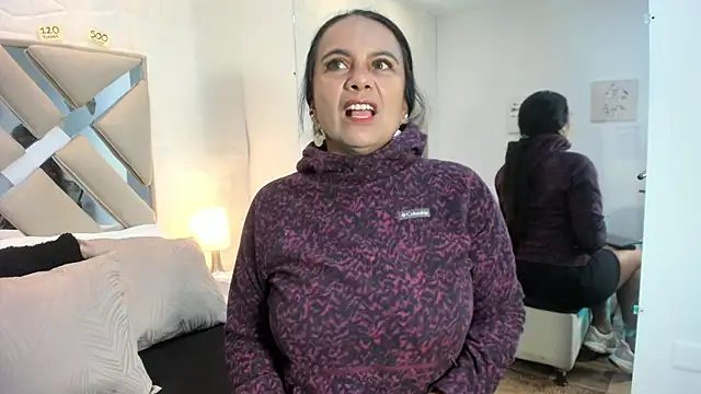 Snapshot of raquell_moore chatting on 24, 11, 2025 raquell moore online show from 24, 11, 2025