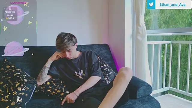 ethan and ava online show from 20, 11, 2025