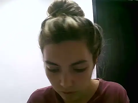 Snapshot of VittoriaTaylor chatting on 2, 5, 2026 VittoriaTaylor online show from 2, 5, 2026