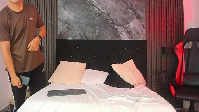 vanilla hot online show from 27, 1, 2025