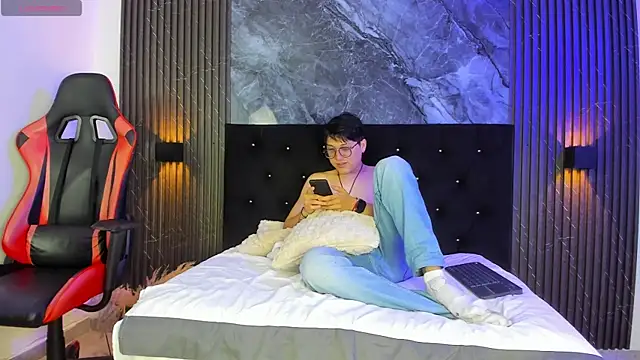 vanilla hot online show from 11, 3, 2025