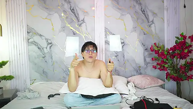 vanilla hot online show from 9, 9, 2025