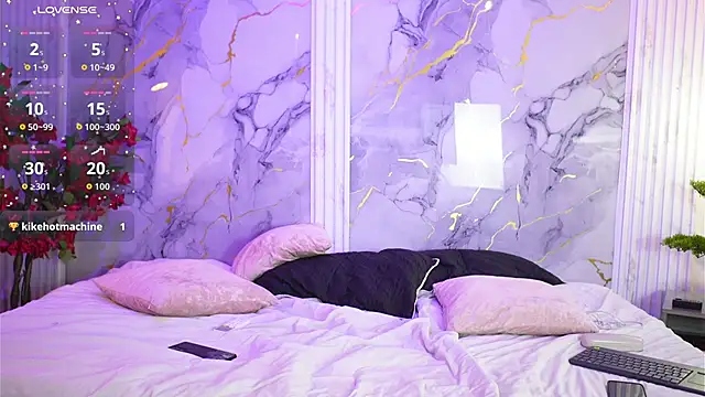 vanilla hot online show from 24, 9, 2025