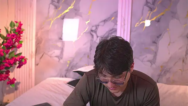 vanilla hot online show from 28, 11, 2025