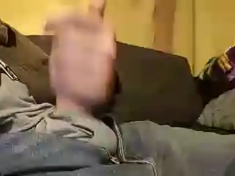 Snapshot of bwcbeat83 chatting on 16, 3, 2025 bwcbeat83 online show from 16, 3, 2025