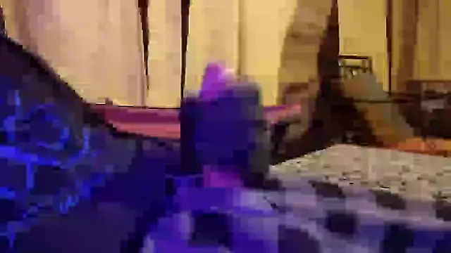 Snapshot of bwcbeat83 chatting on 25, 10, 2025 bwcbeat83 online show from 25, 10, 2025