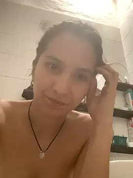 Bella still online show from 19, 3, 2025