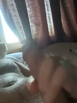 Snapshot of Klaus298 chatting on 12, 10, 2025 Klaus298 online show from 12, 10, 2025