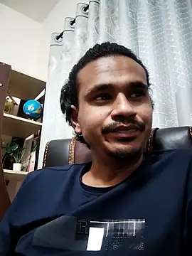 Sexy-Couple20 online show from 13, 2, 2025