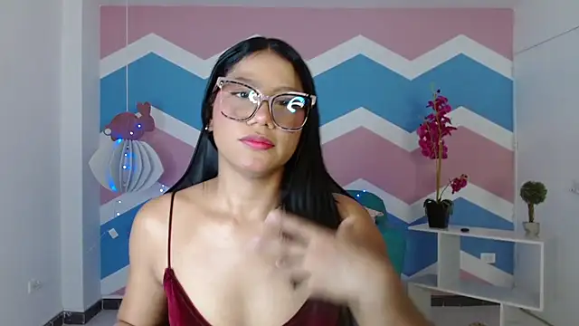 Snapshot of miss_honey01 chatting on 17, 1, 2025 miss honey01 online show from 17, 1, 2025