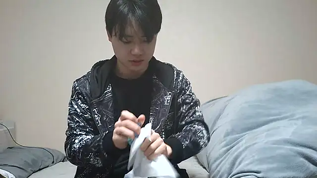 nunnun00 online show from 8, 3, 2025