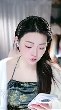 Dou-Dou-er online show from 25, 3, 2026