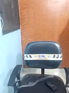 Snapshot of Divya-2007 chatting on 4, 2, 2025 Divya-2007 online show from 4, 2, 2025