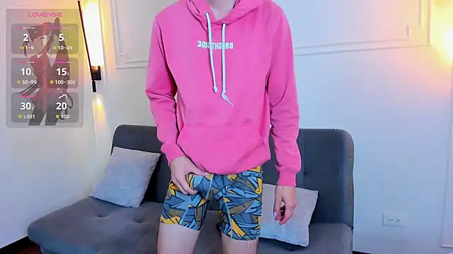 Snapshot of Cum_hunters chatting on 22, 10, 2025 Cum hunters online show from 22, 10, 2025